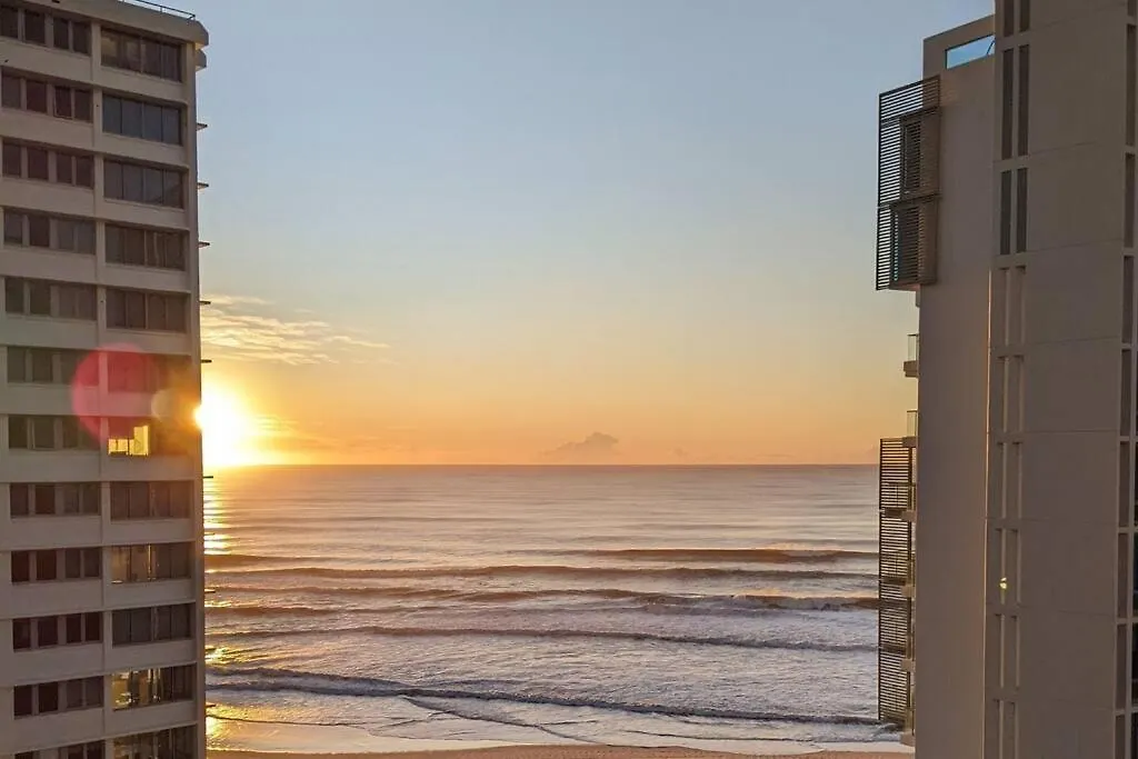 Longbeach Luxe, Surfers Paradise Gold Coast 0*,  Austrálie