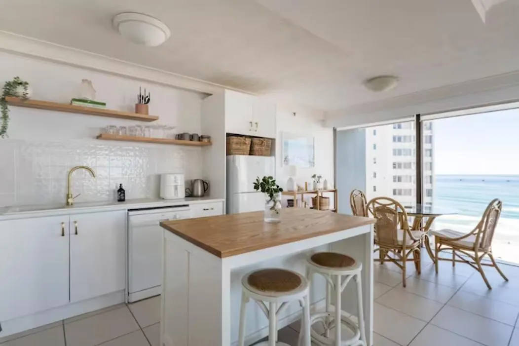 Longbeach Luxe, Surfers Paradise Gold Coast