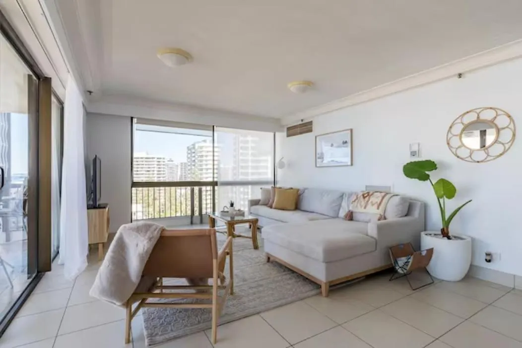 Longbeach Luxe, Surfers Paradise Gold Coast